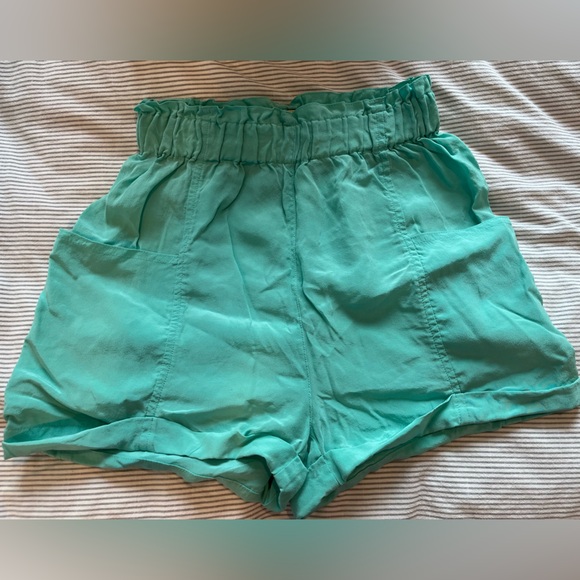 Wilfred Turquoise Silk Elastic Waist Shorts - Picture 2 of 2